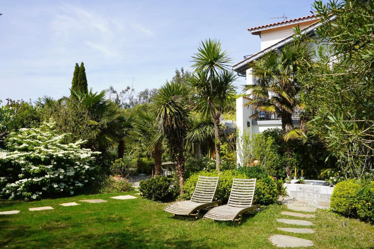 La Cabane D'Arbolateia Piscine & Spa Bidart Exterior photo